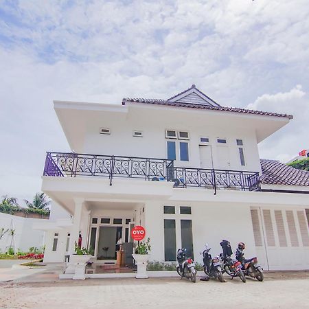 Super Oyo Capital O 90342 Kemang Garden 호텔 자카르타 외부 사진
